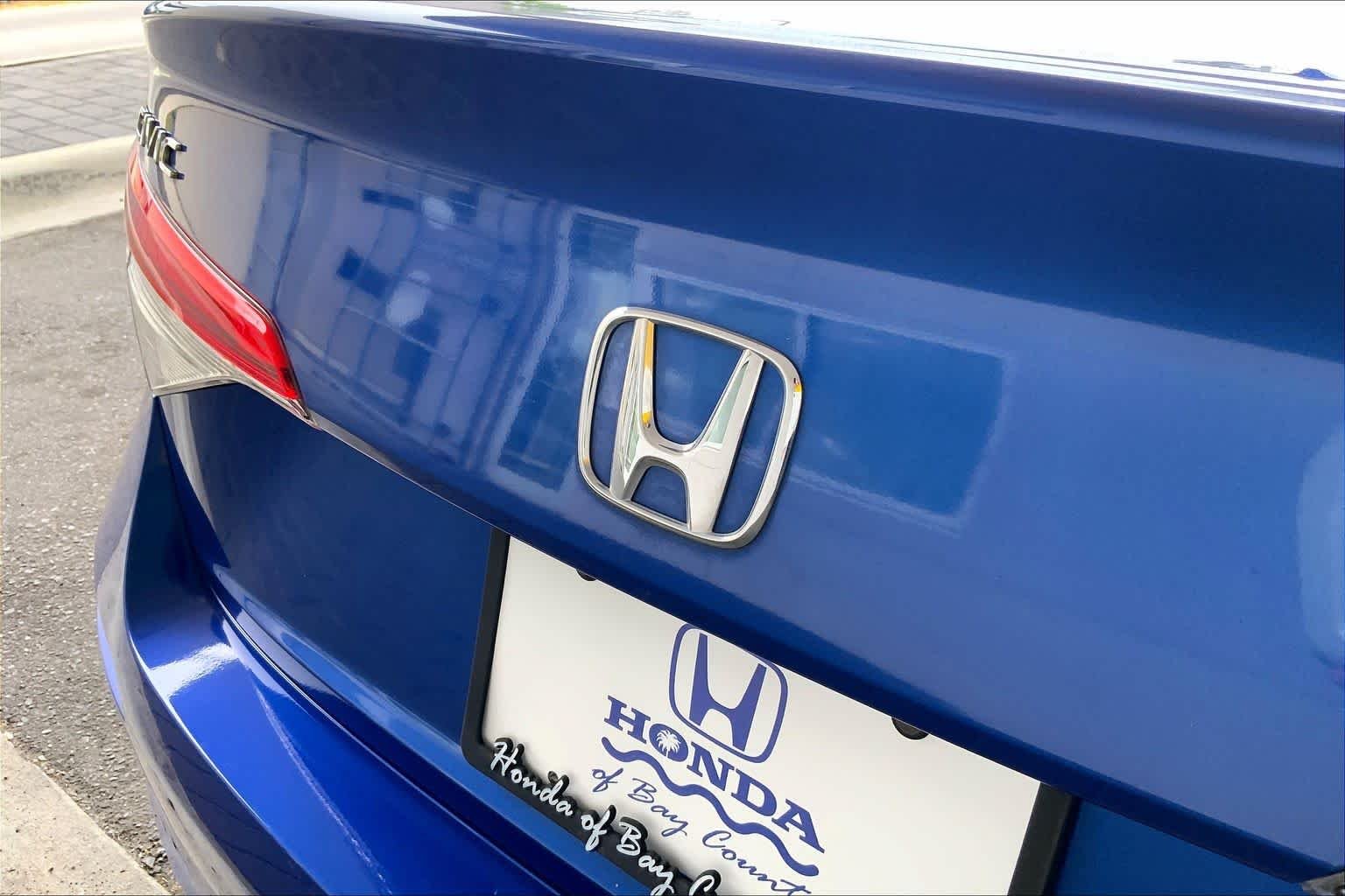Used 2024 Aegean Blue Metallic Honda EX image 33