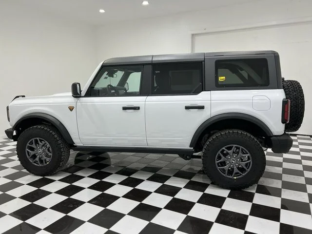 New 2025 Oxford White Ford Badlands® image 33