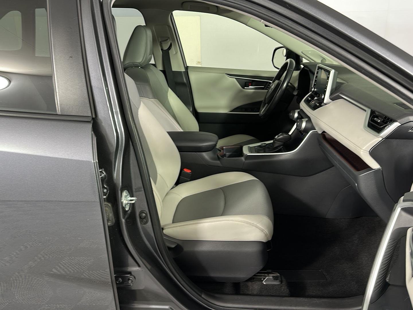 Used 2020 Magnetic Gray Metallic Toyota Limited image 31