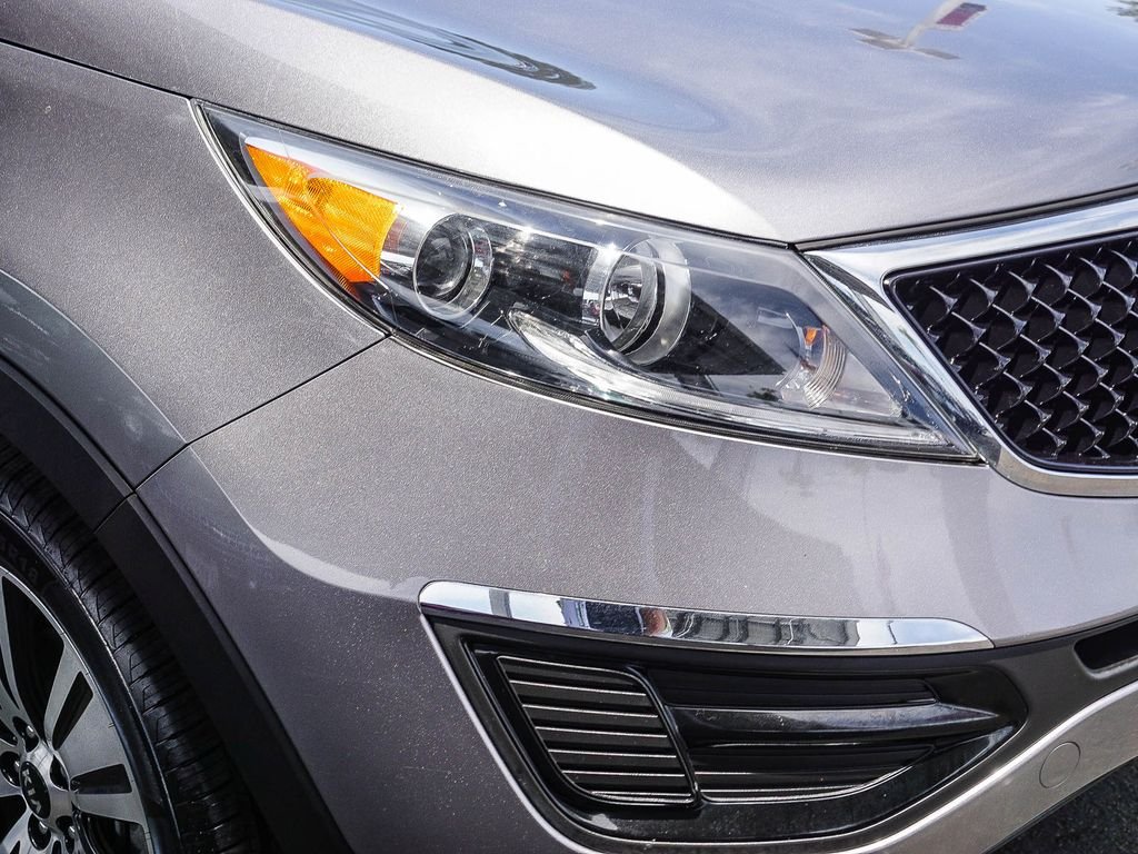 Used 2016 Silver Kia EX image 11