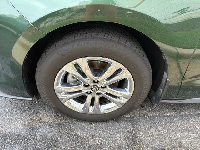 Certified Used 2024 Green Toyota Platinum image 5