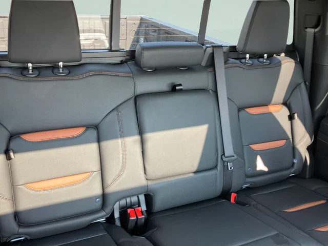 2026 GMC Sierra 2500HD AT4 - Photo 24