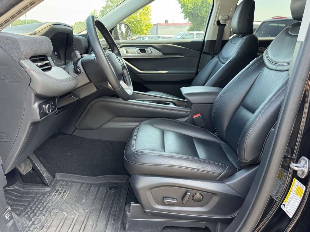2025 Ford Explorer Active - Photo 20