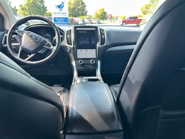 Used 2024 Black Ford SEL image 14