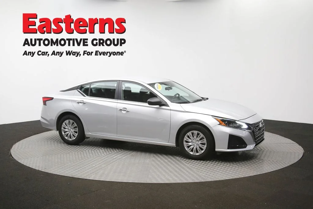 Used 2024 Silver Nissan 2.5 S image 46