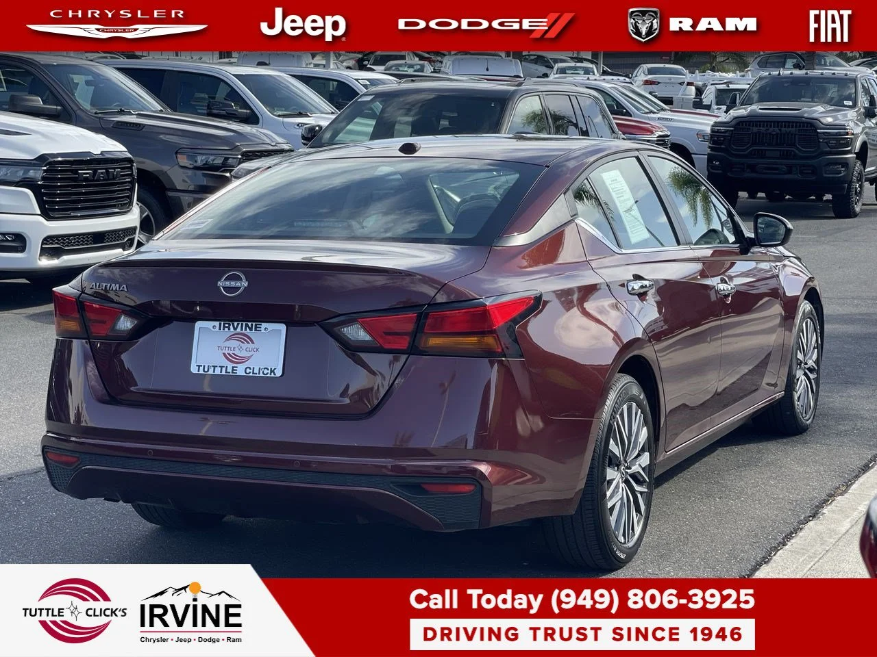 Used 2025 Garnet Pearl Metallic Nissan SV image 15