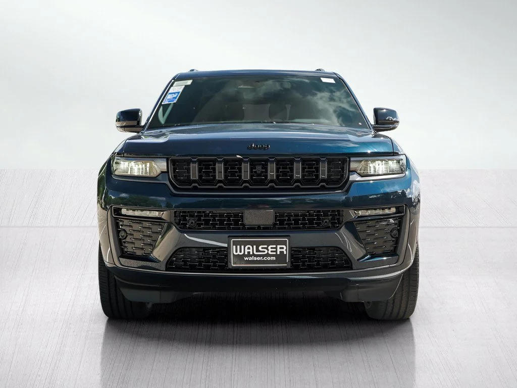New 2026 Fathom Blue Pearlcoat Jeep Limited Reserve image 2