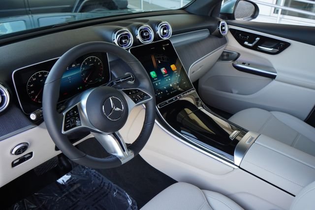 New 2026 Verde Silver Metallic Mercedes-Benz GLC 300 image 2