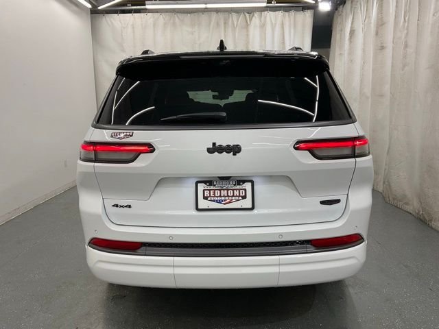 New 2026 Bright White Clear-Coat Exterior Paint Jeep Summit image 6
