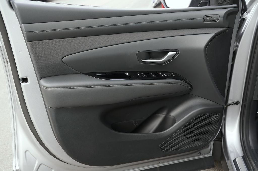 New 2026 Shimmering Silver Hyundai Limited image 26