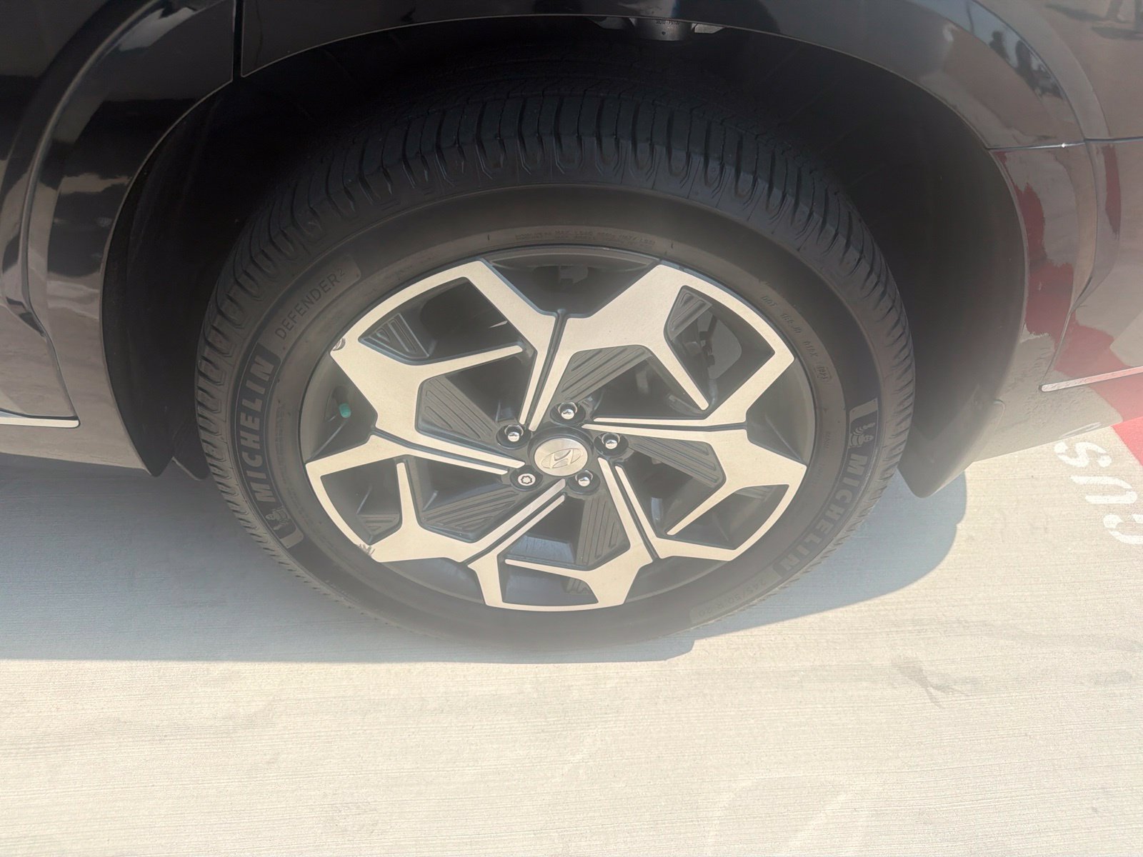 Used 2021 Becketts Black Hyundai Calligraphy image 9