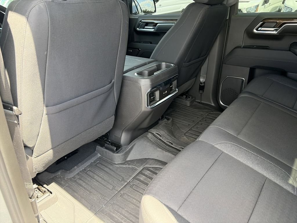 Used 2024 Silver GMC Elevation image 31