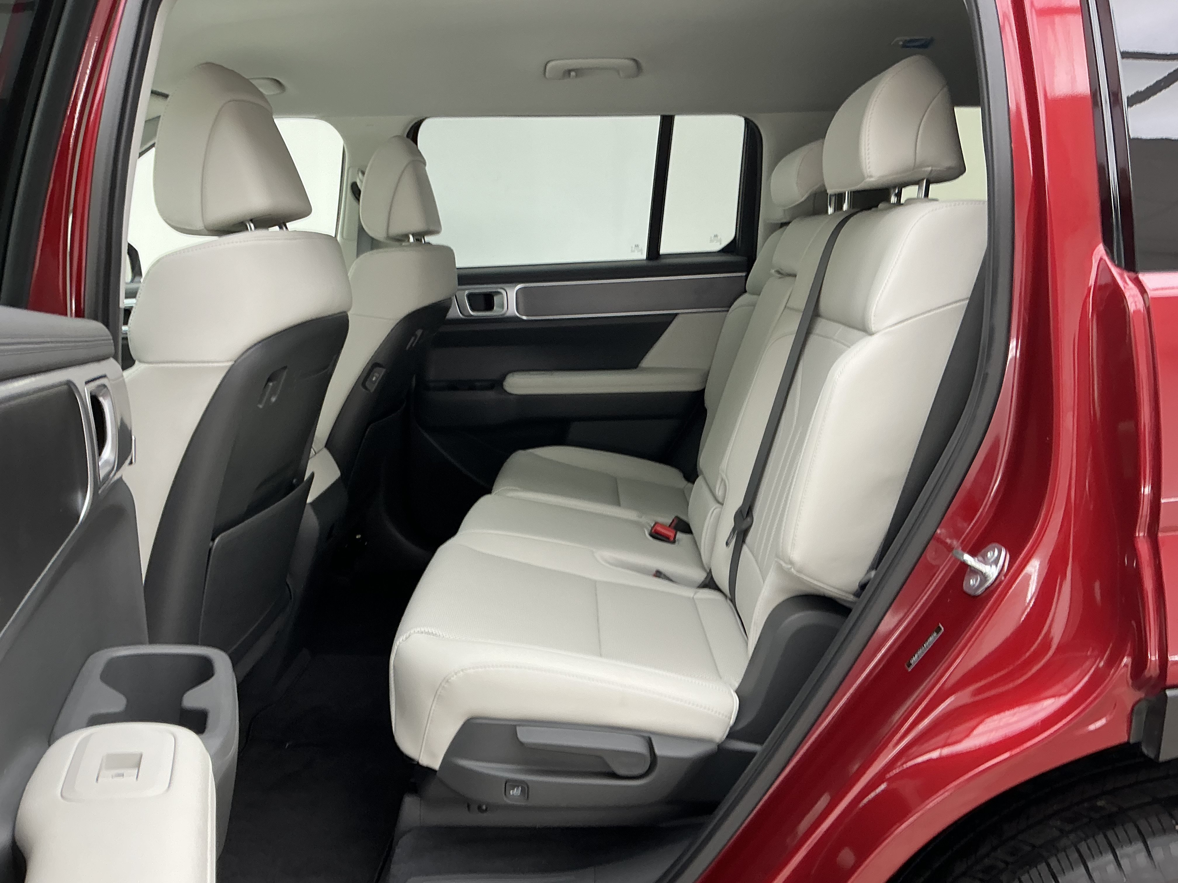 2025 Hyundai Santa Fe SEL - Photo 19