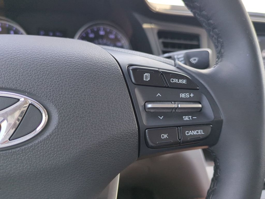 2020 Hyundai Elantra Value Edition - Photo 31