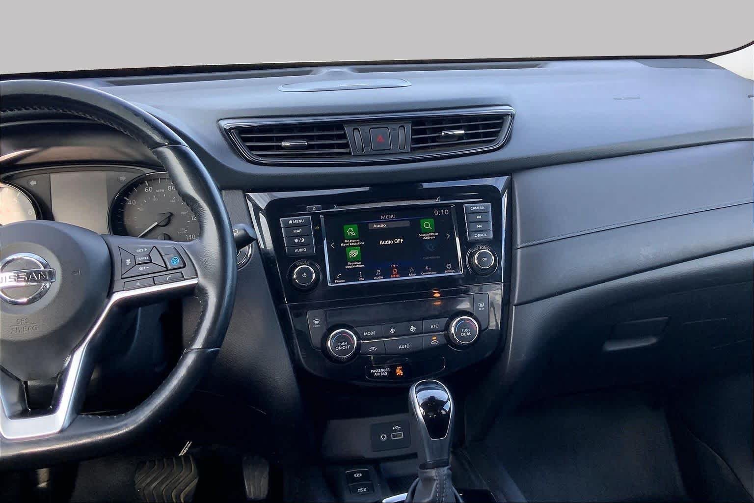 Used 2020 Pearl White Tricoat Nissan SV image 7