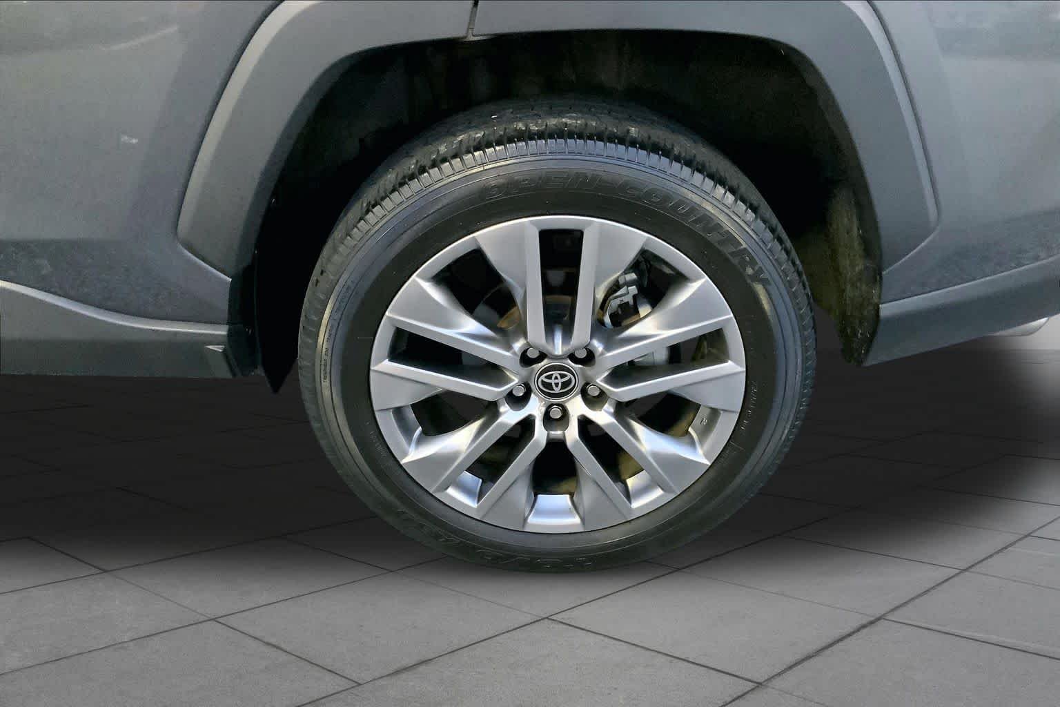 Certified Used 2023 Magnetic Gray Metallic Toyota XLE Premium image 10