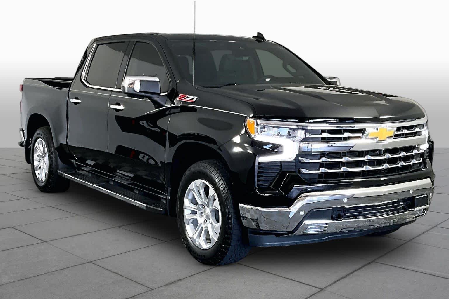 2023 Chevrolet Silverado 1500 LTZ - Photo 3