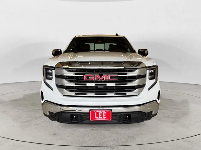 New 2026 White GMC SLE image 9