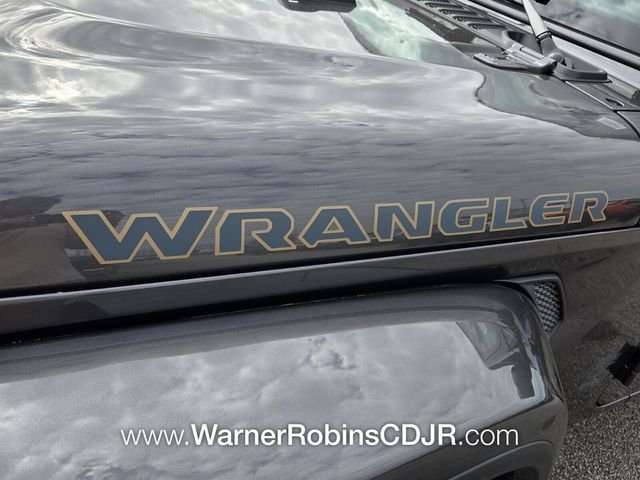 New 2026 Granite Crystal Metallic Clear-Coat Exterior Paint Jeep 85th Anniversary Edition image 16