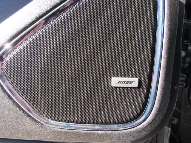 Used 2018 Gray GMC SLE image 11
