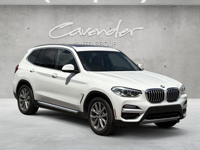 Used 2019 White BMW sDrive30i image 2