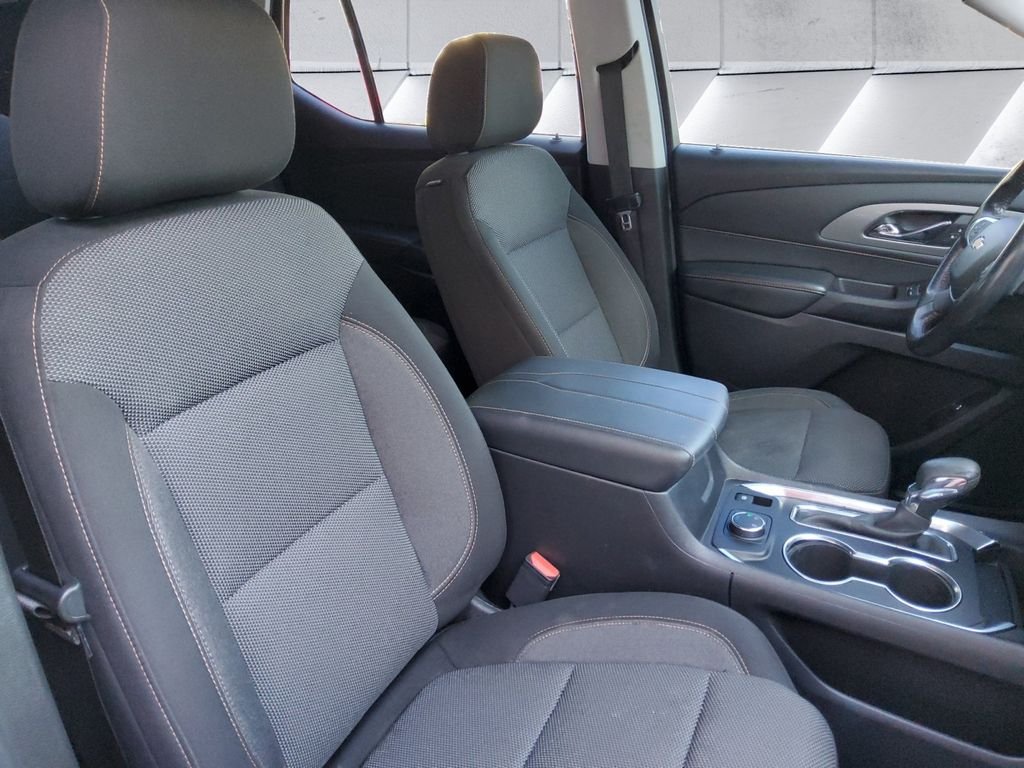 Used 2021 Silver Chevrolet LT image 14