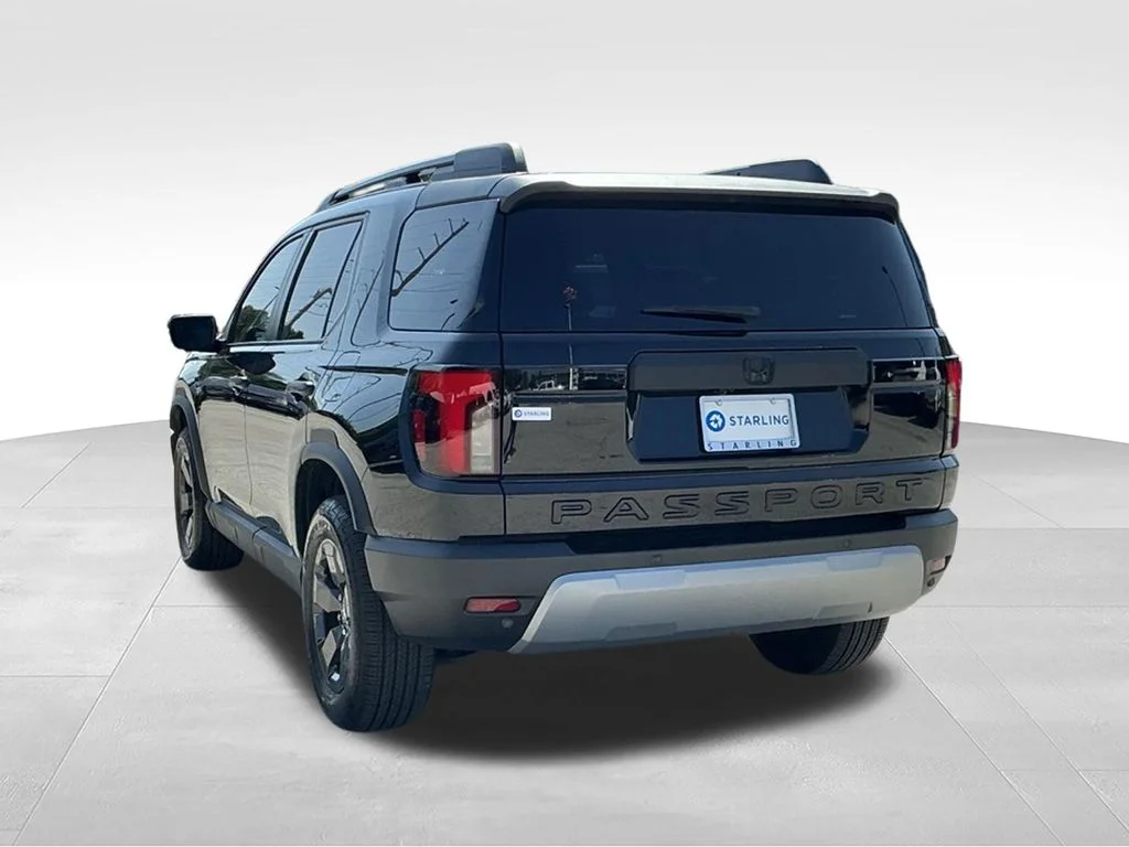 Used 2026 Black Honda RTL image 3