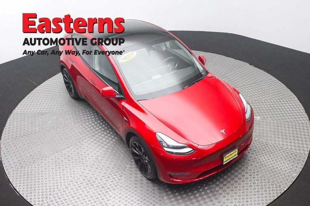 Used 2021 Red Tesla Long Range image 3