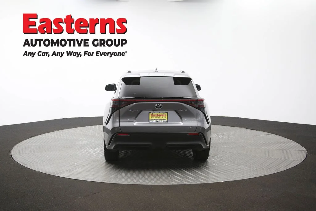 Used 2023 Gray Toyota Limited image 34