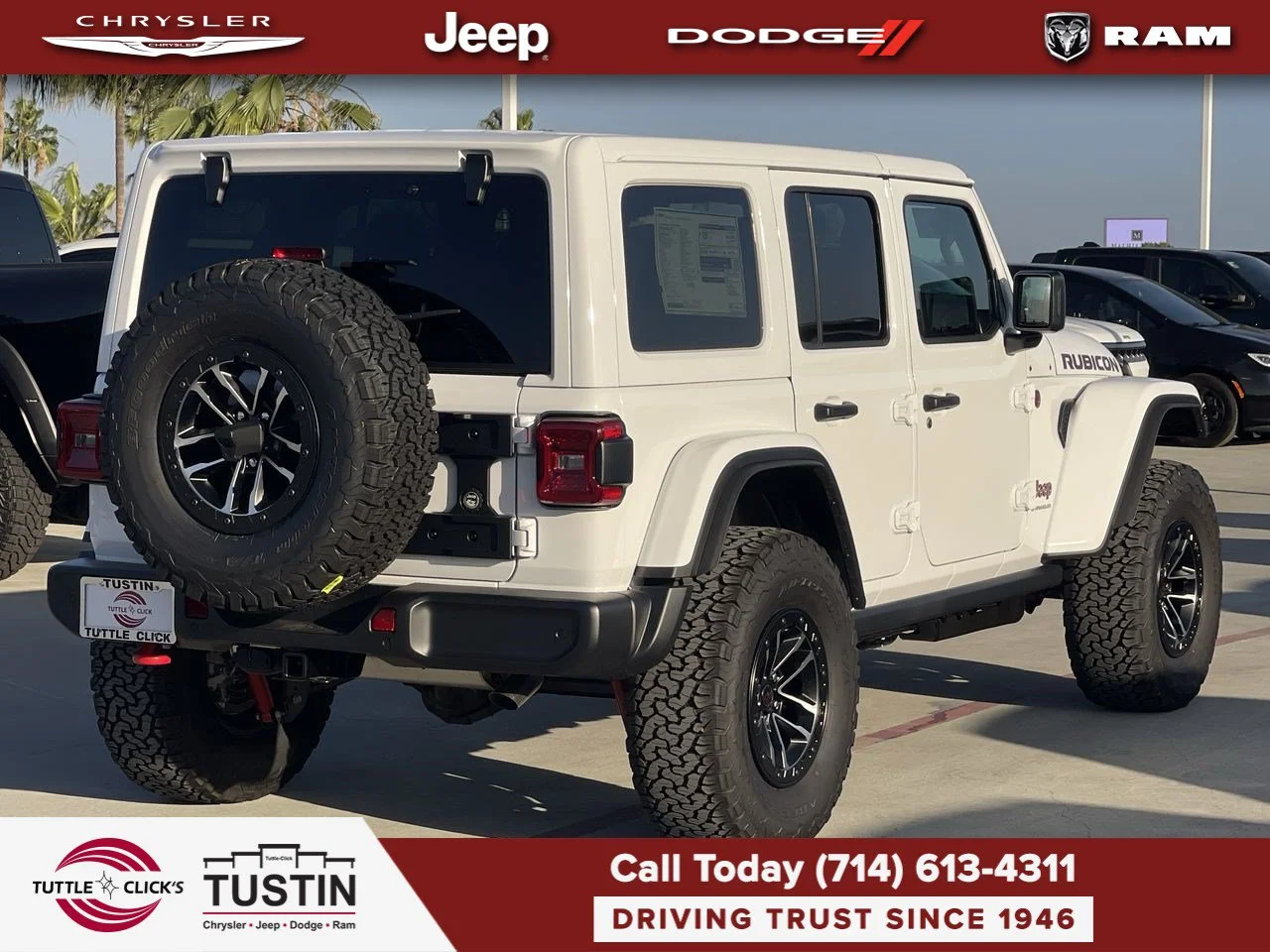 New 2027 Bright White Clear-Coat Paint Jeep Rubicon image 12