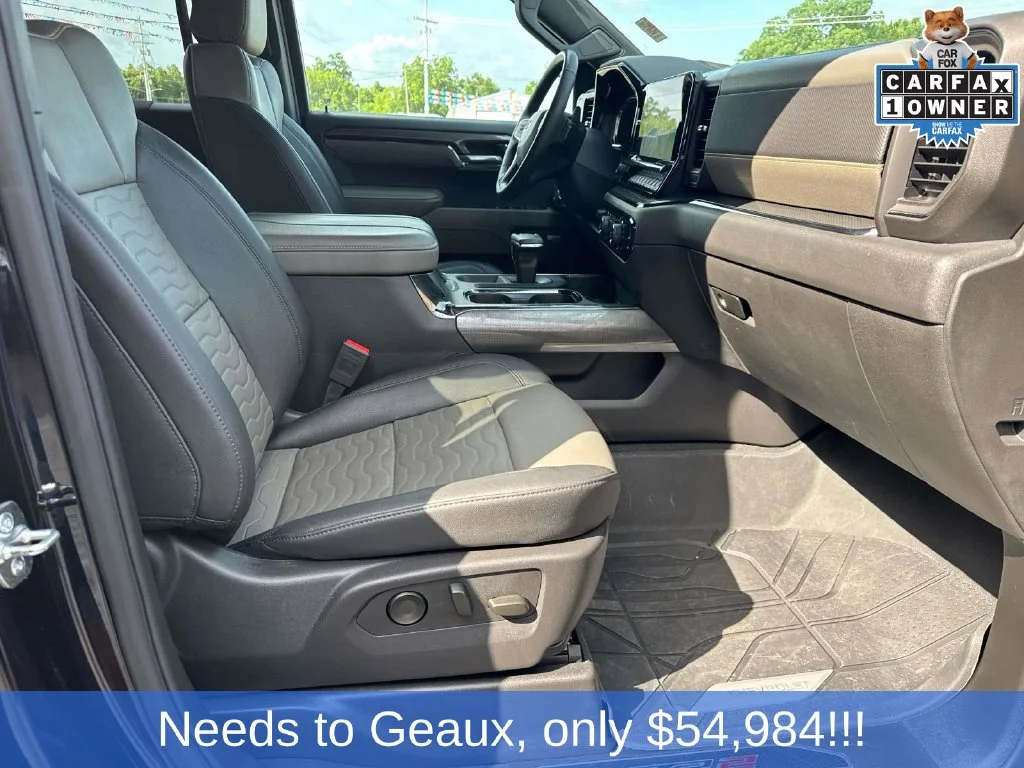 Used 2025 Black Chevrolet ZR2 image 38