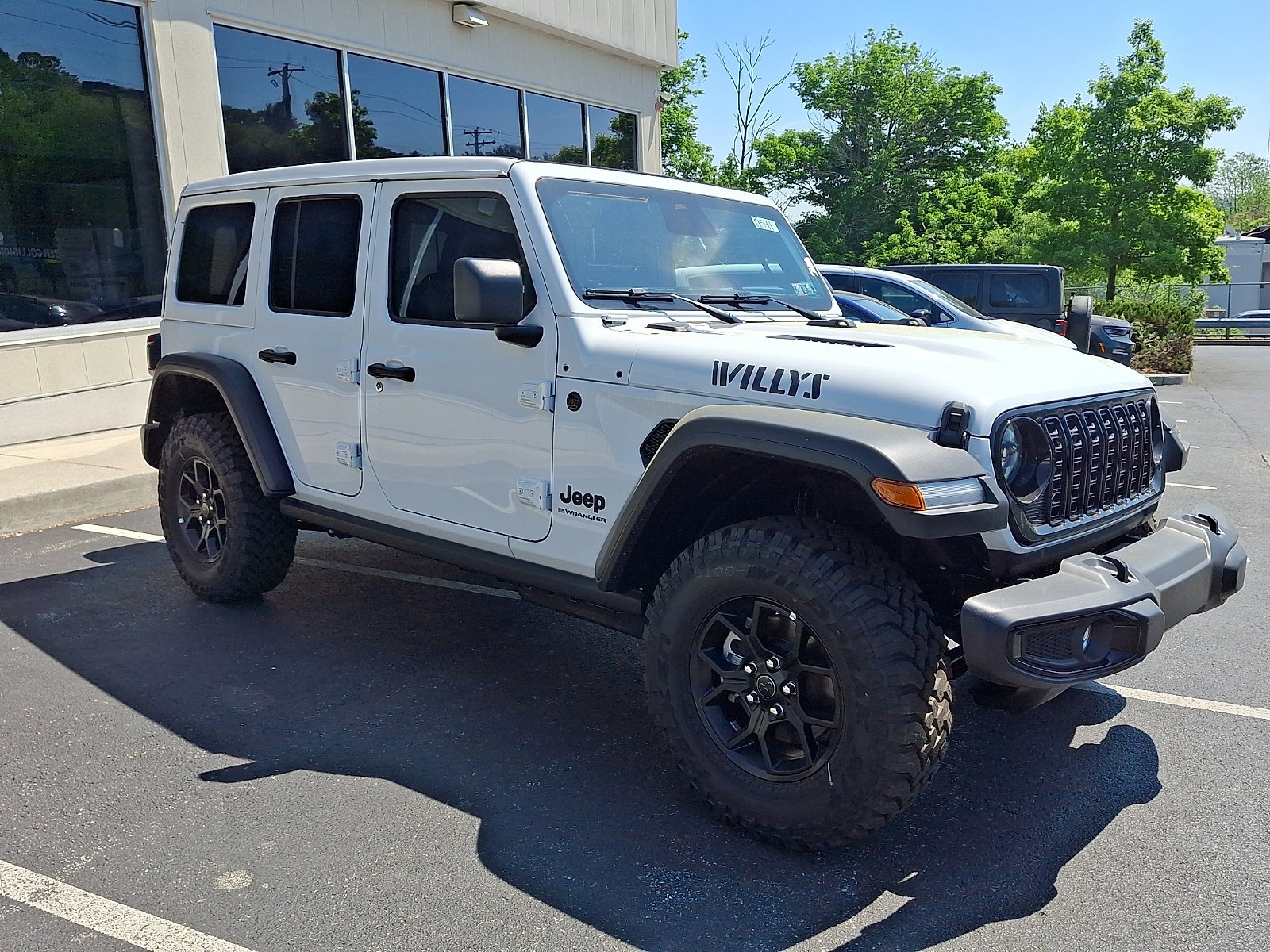 New 2026 Bright White Clear-Coat Exterior Paint Jeep Willys image 2