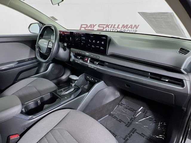 2025 Kia K4 EX - Photo 37