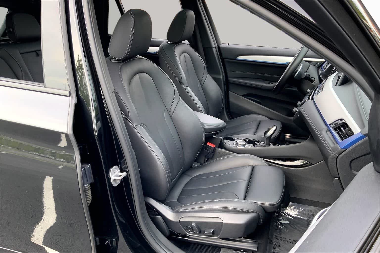 Used 2021 Black Sapphire Metallic BMW xDrive28i image 8