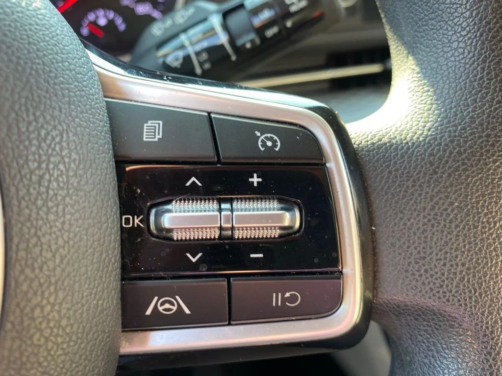 Used 2023 Blue Kia LX image 28
