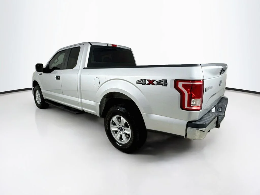 Used 2016 Silver Ford XL image 5