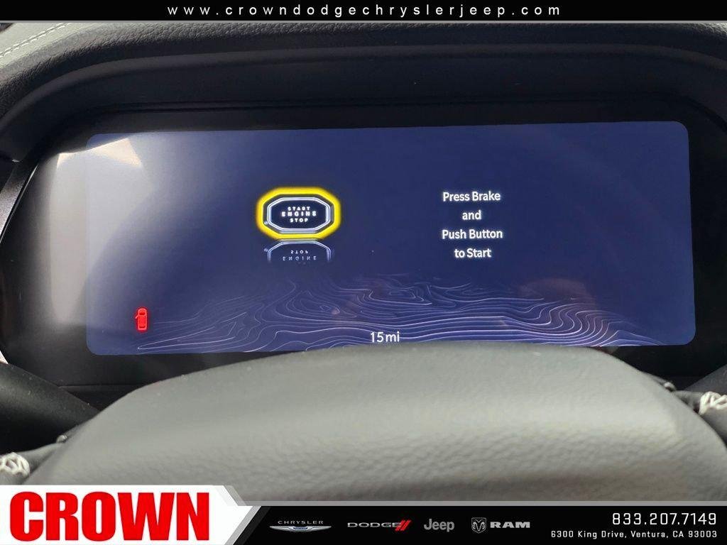 New 2026 Baltic Gray Metallic Clearcoat Jeep Laredo image 18
