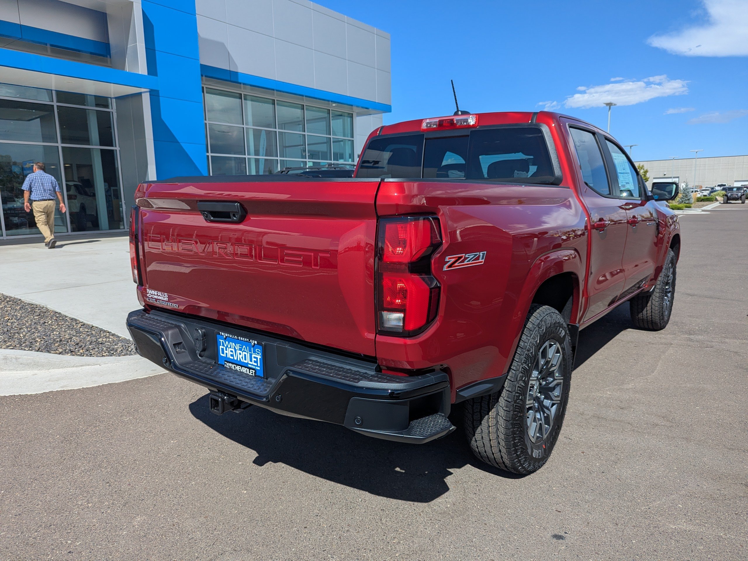 New 2026 Radiant Red Tintcoat Chevrolet Z71 image 38