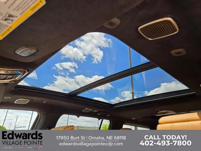 New 2026 High Gloss Black Exterior Paint Jeep Grand Wagoneer image 25