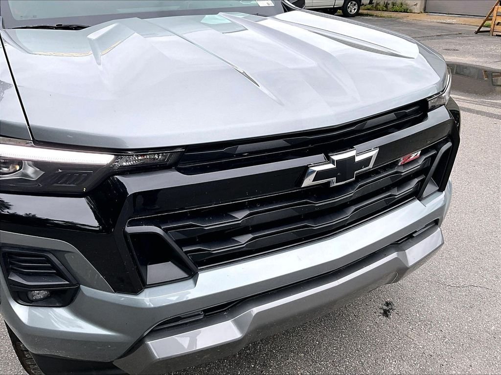Used 2024 Sterling Gray Metallic Chevrolet Z71 image 33