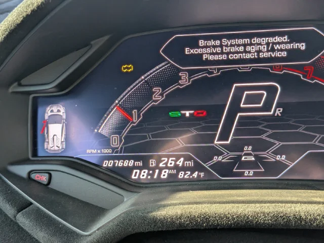 Used 2023 Black Lamborghini Base image 28