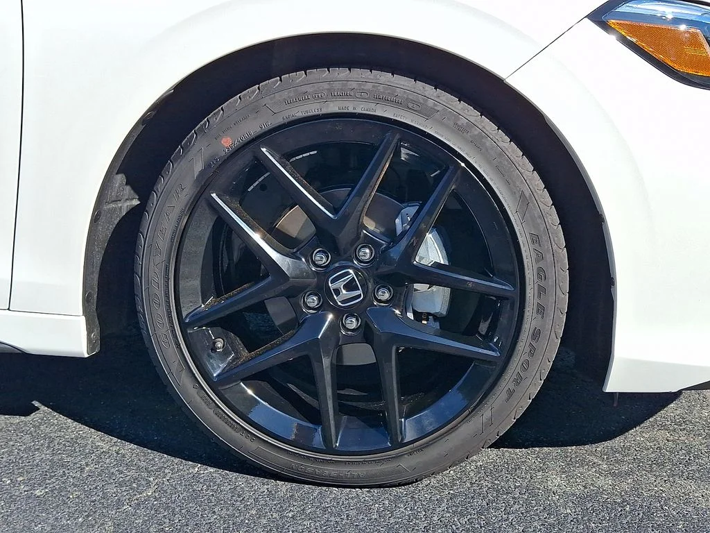 2026 Honda Civic Hatchback Sport - Photo 8