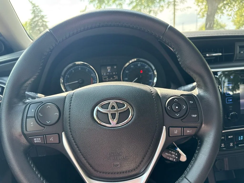 Used 2019 Silver Toyota SE image 56