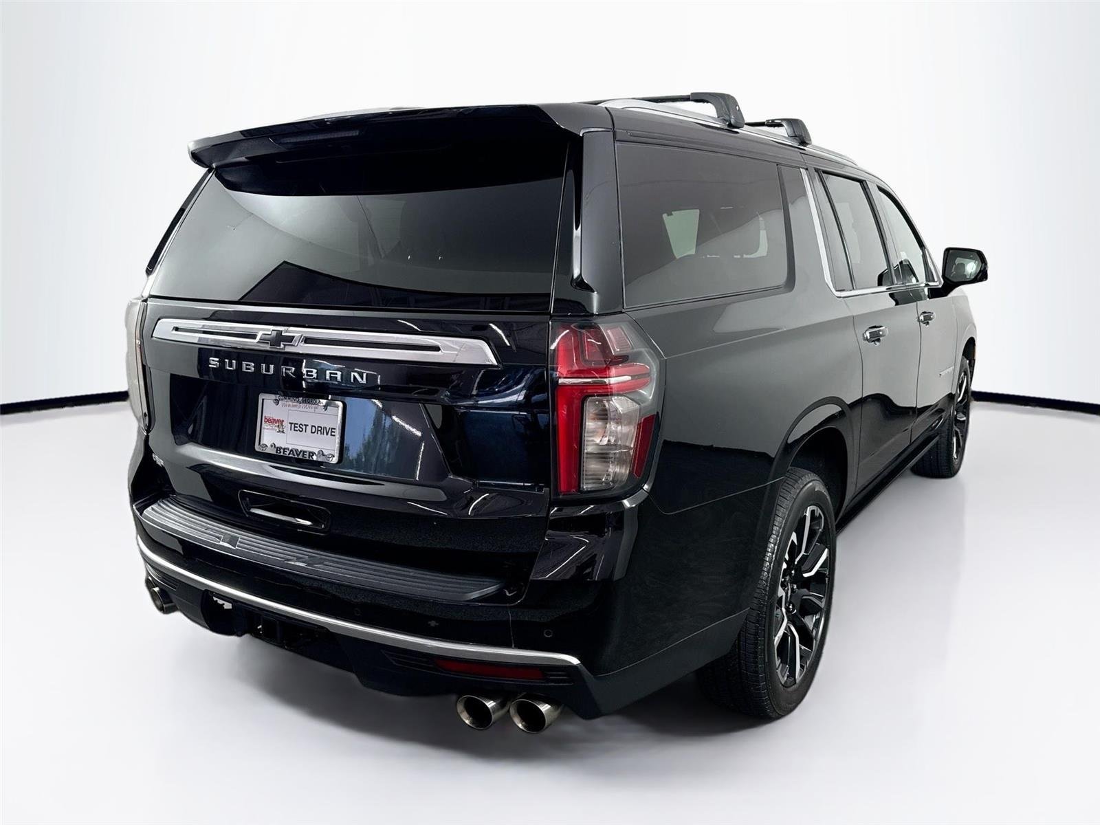 Used 2023 Black Chevrolet High Country image 2