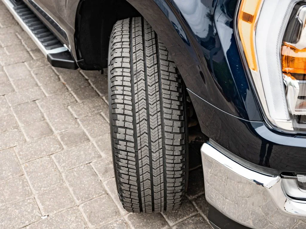 Used 2023 Antimatter Blue Metallic Ford XLT image 49