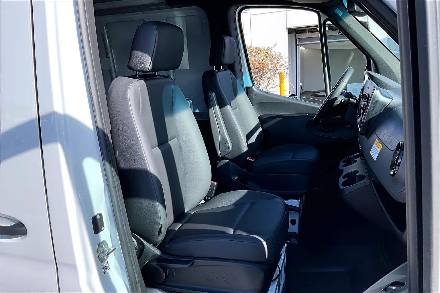New 2026 Arctic White Mercedes-Benz  image 13