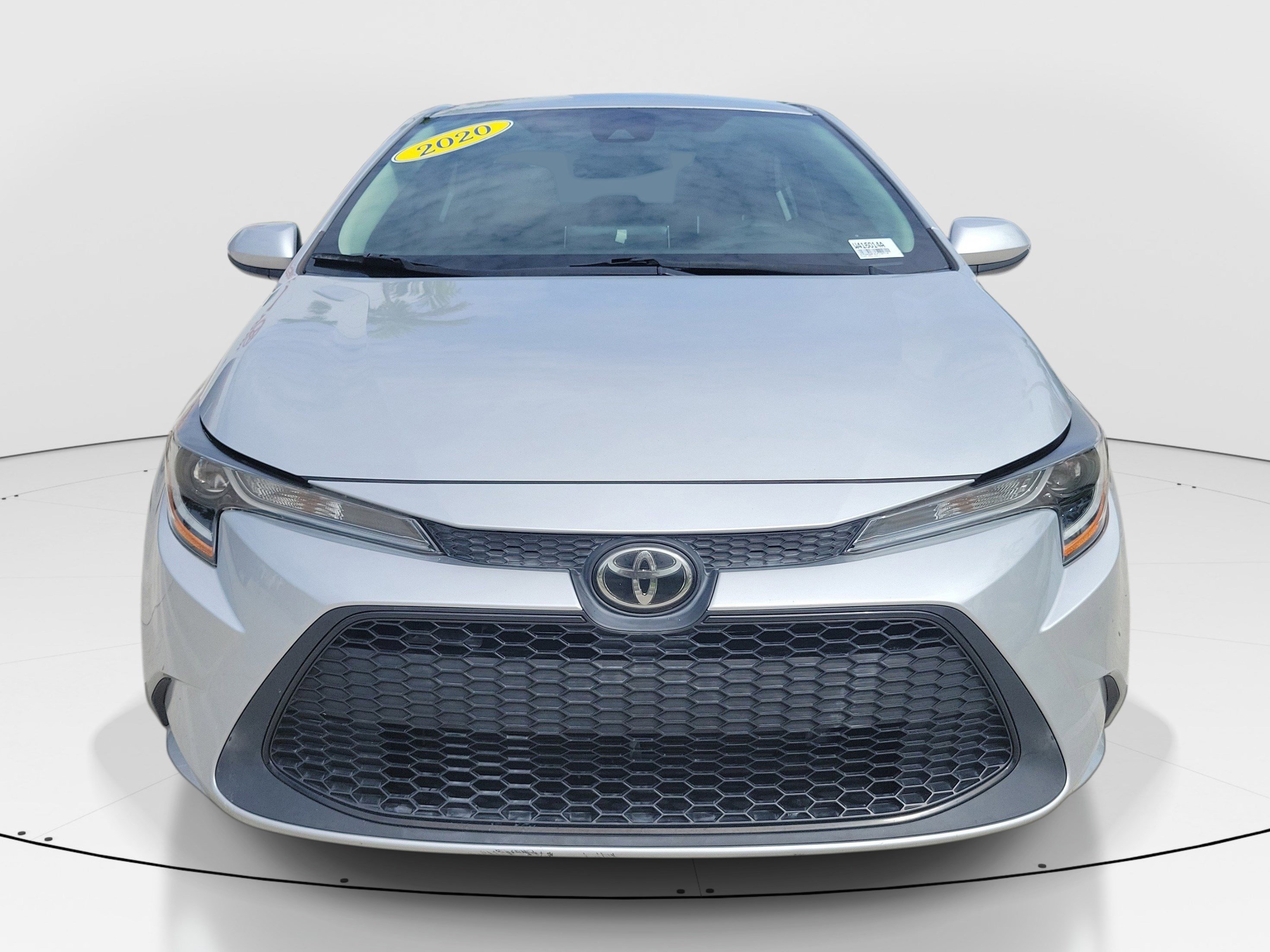 Used 2020 Classic Silver Metallic Toyota LE image 2