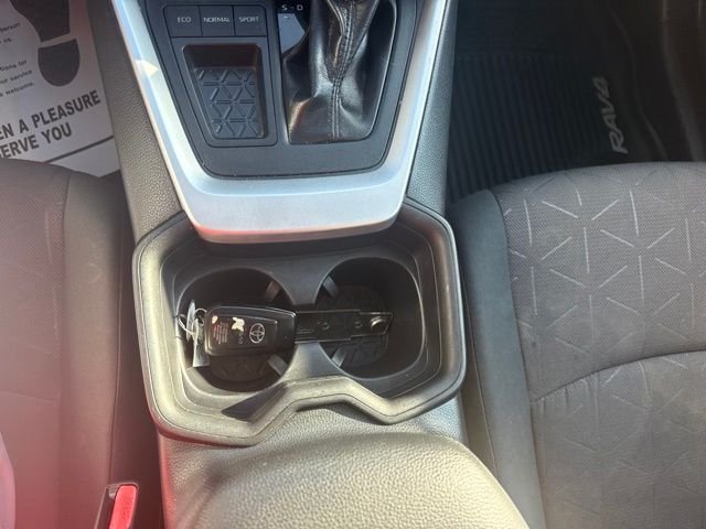 Used 2019 Blue Toyota XLE image 38