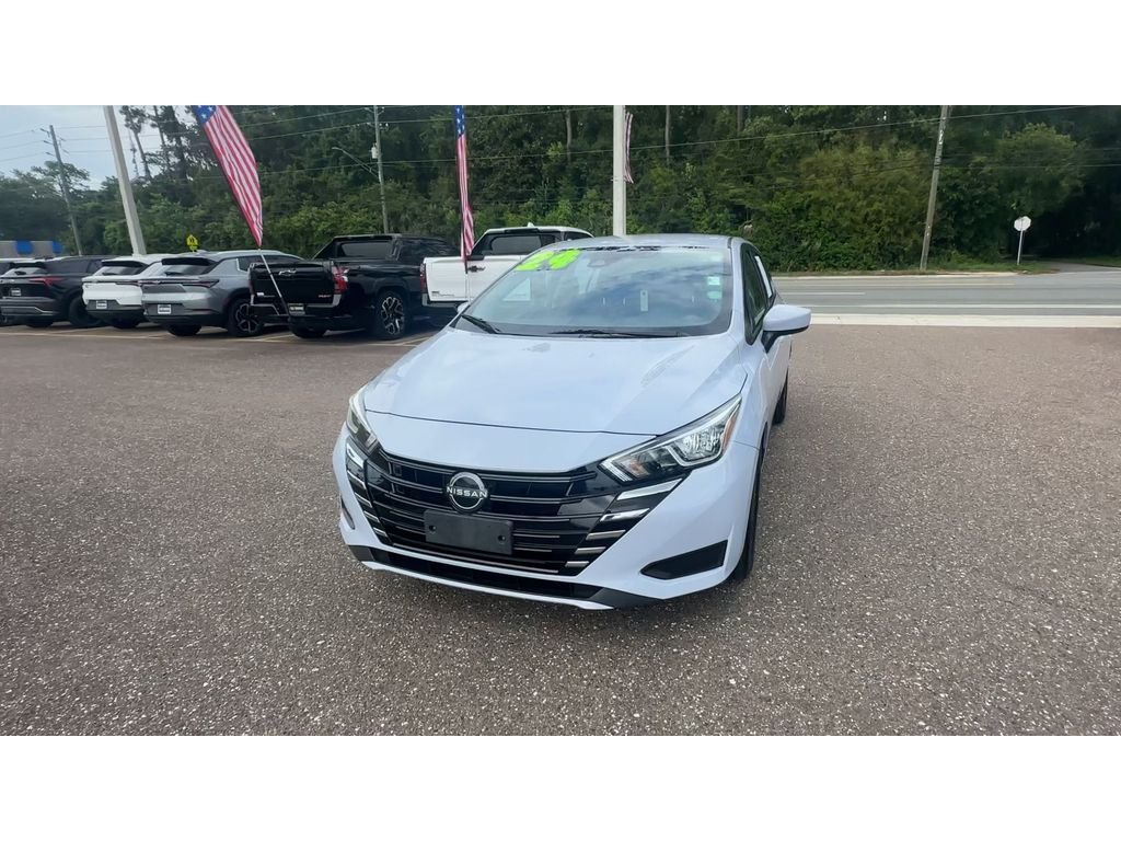 Used 2024 Gray Nissan SV image 7