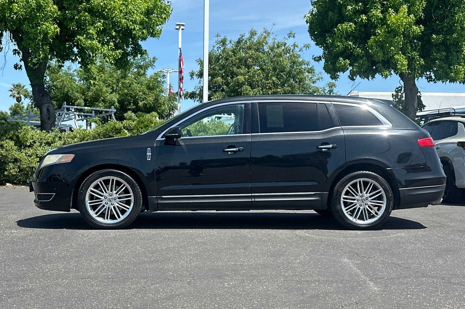 Used 2014 Tuxedo Black Metallic Lincoln EcoBoost image 7